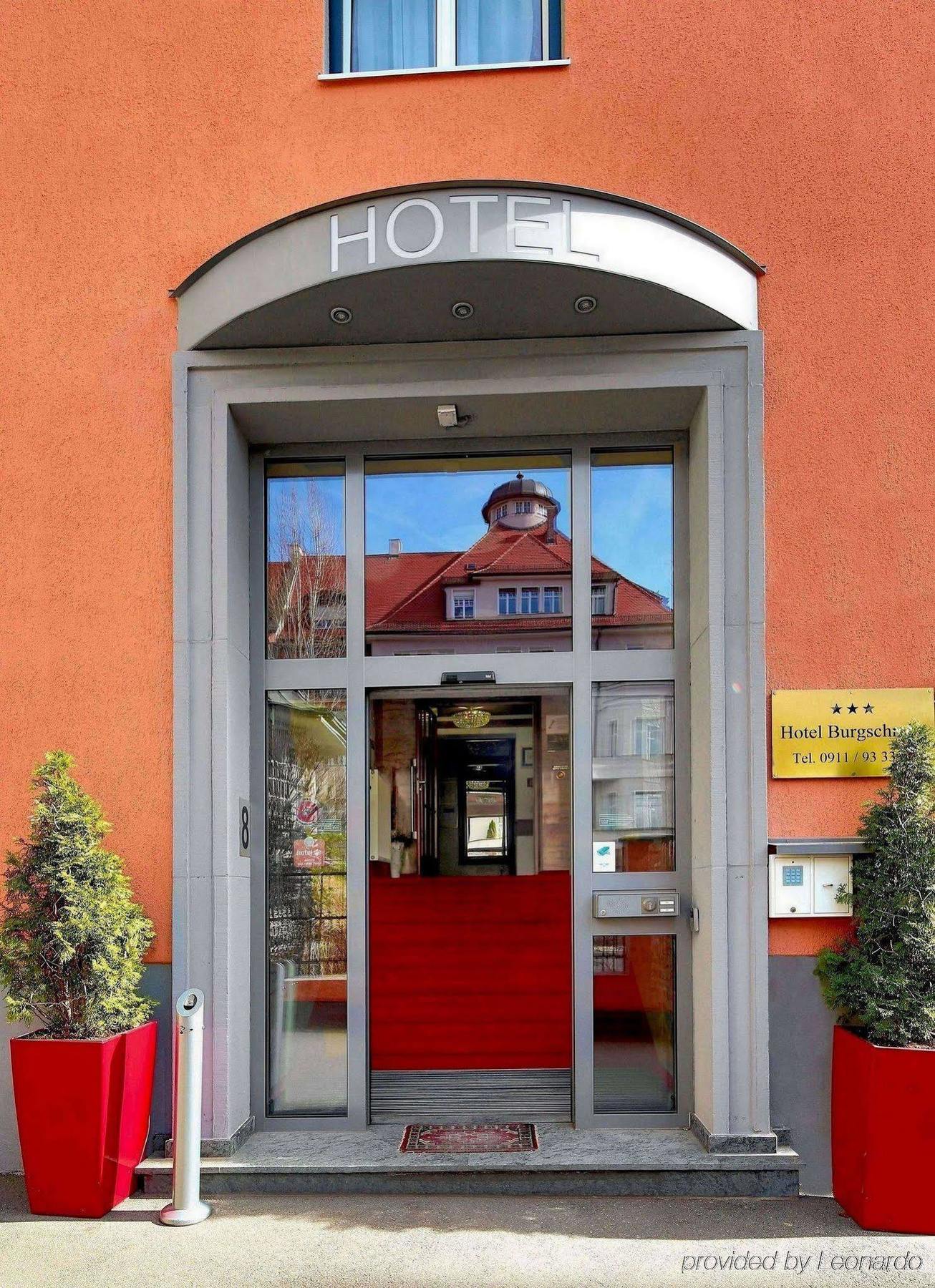 Tiptop Hotel Burgschmiet Garni Nürnberg Eksteriør billede